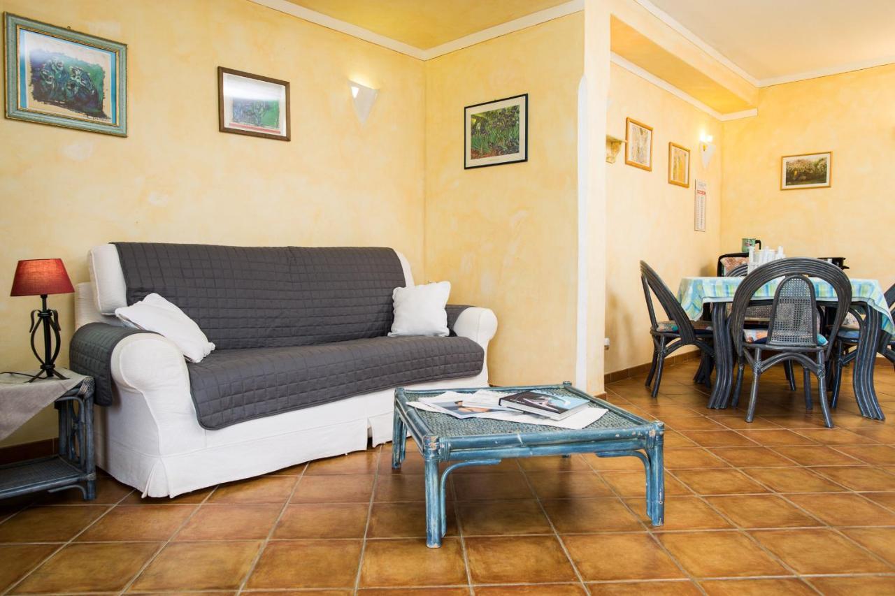 Villa Iris With Pool Baja Sardinia Zewnętrze zdjęcie