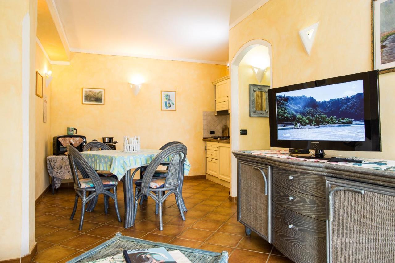 Villa Iris With Pool Baja Sardinia Zewnętrze zdjęcie