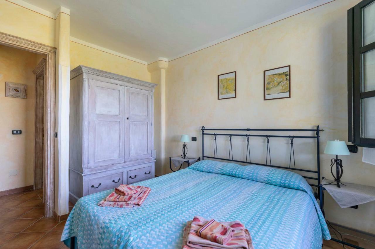 Villa Iris With Pool Baja Sardinia Zewnętrze zdjęcie