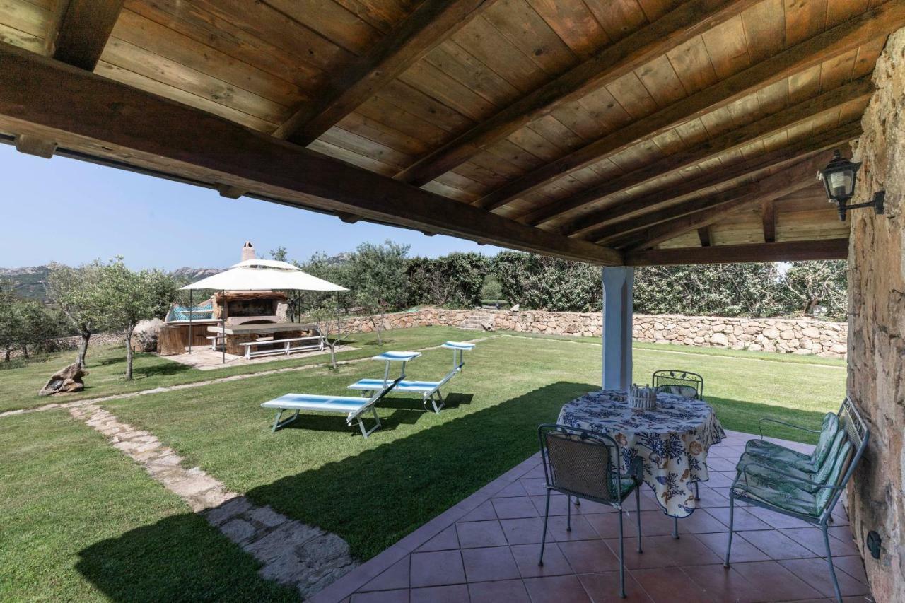 Villa Iris With Pool Baja Sardinia Zewnętrze zdjęcie